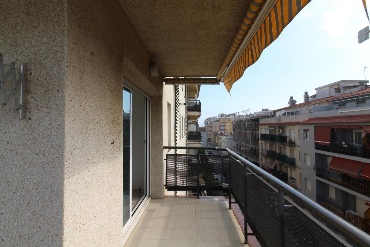 Apartamento Esquinero En Паламос Екстериор снимка