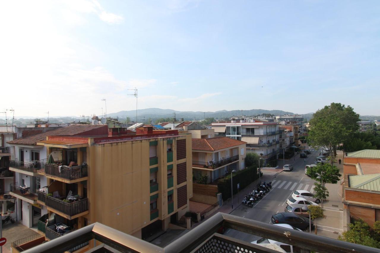 Apartamento Esquinero En Паламос Екстериор снимка